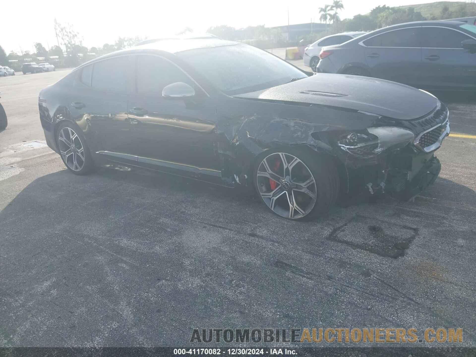 KNAE55LC2J6018750 KIA STINGER 2018