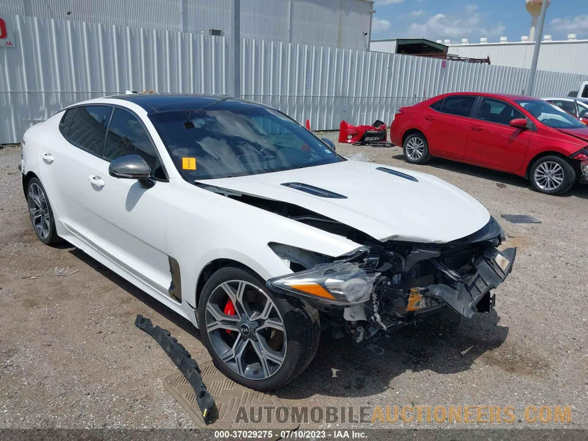 KNAE55LC2L6073380 KIA STINGER 2020