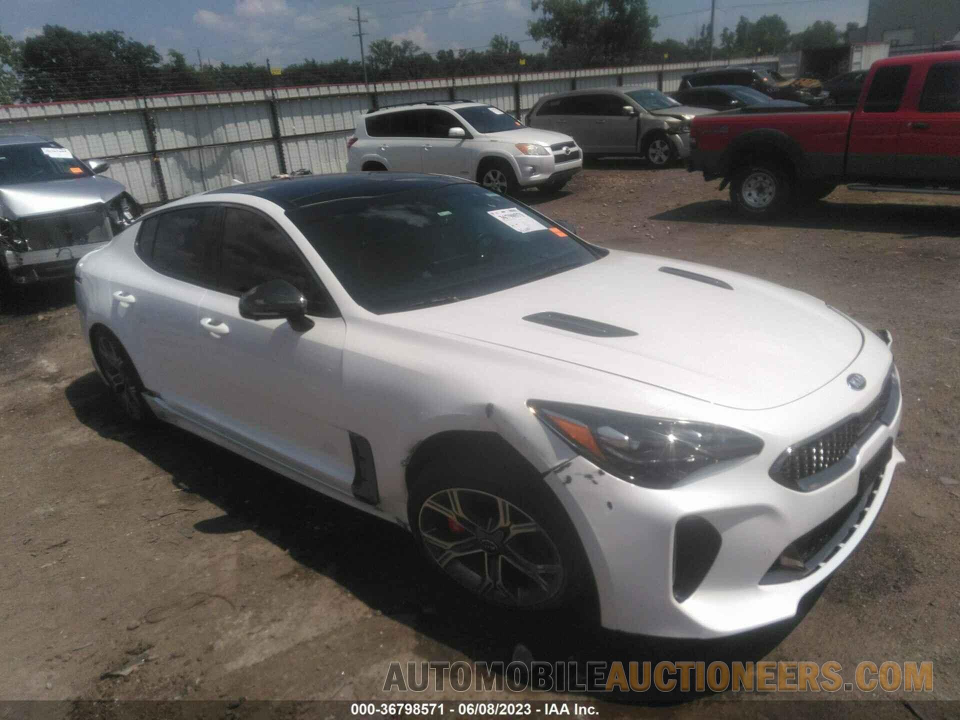 KNAE55LC2L6079938 KIA STINGER 2020