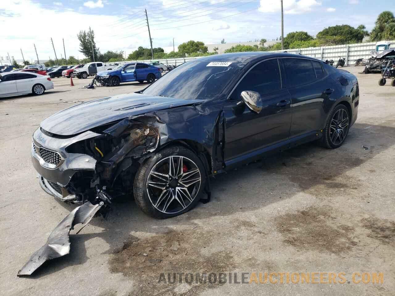 KNAE55LC2P6122678 KIA STINGER 2023