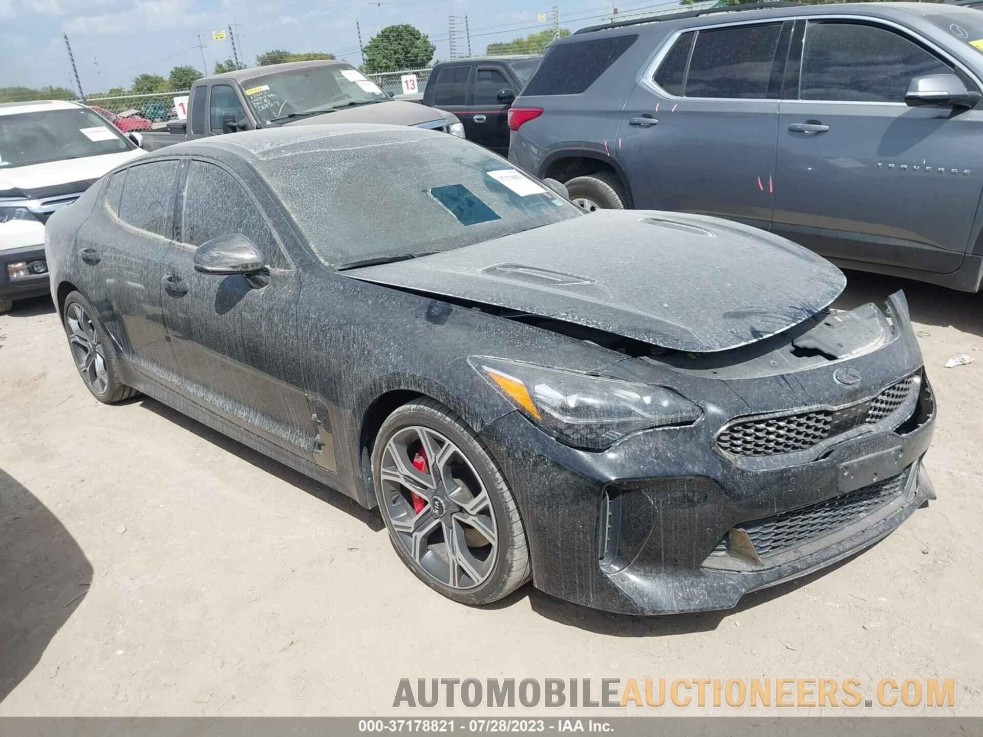 KNAE55LC3J6025335 KIA STINGER 2018