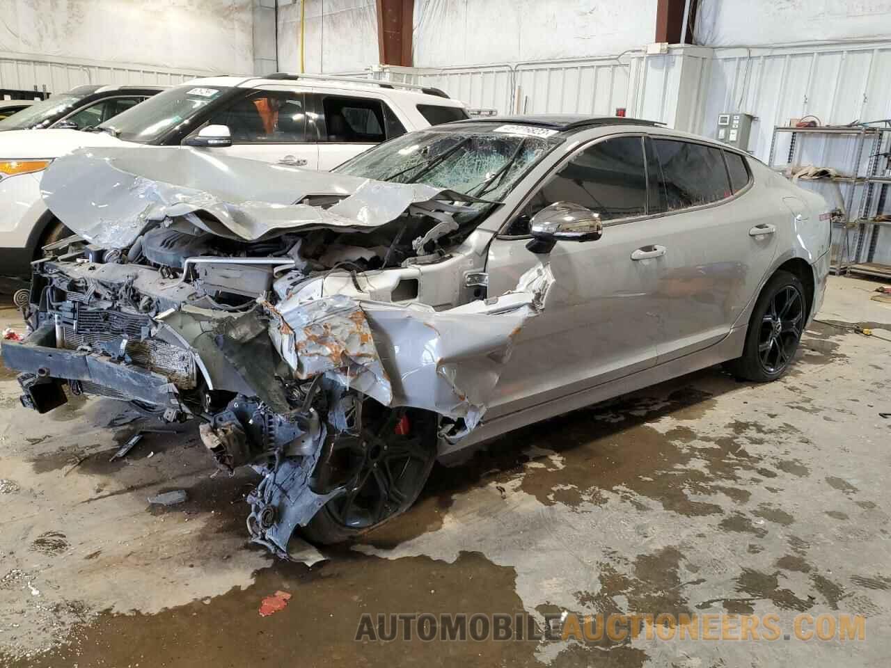 KNAE55LC3K6054108 KIA STINGER 2019