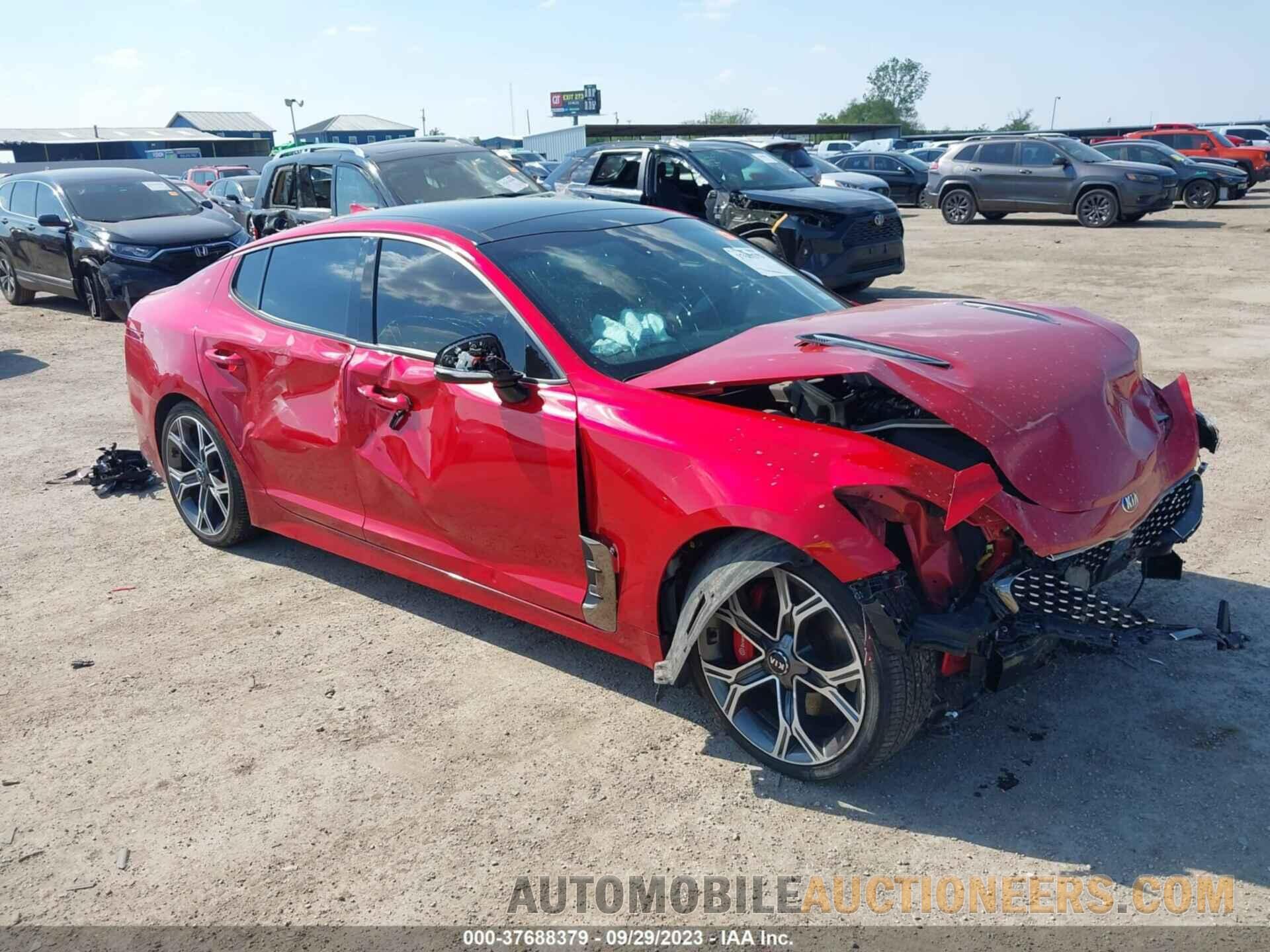 KNAE55LC4J6022265 KIA STINGER 2018