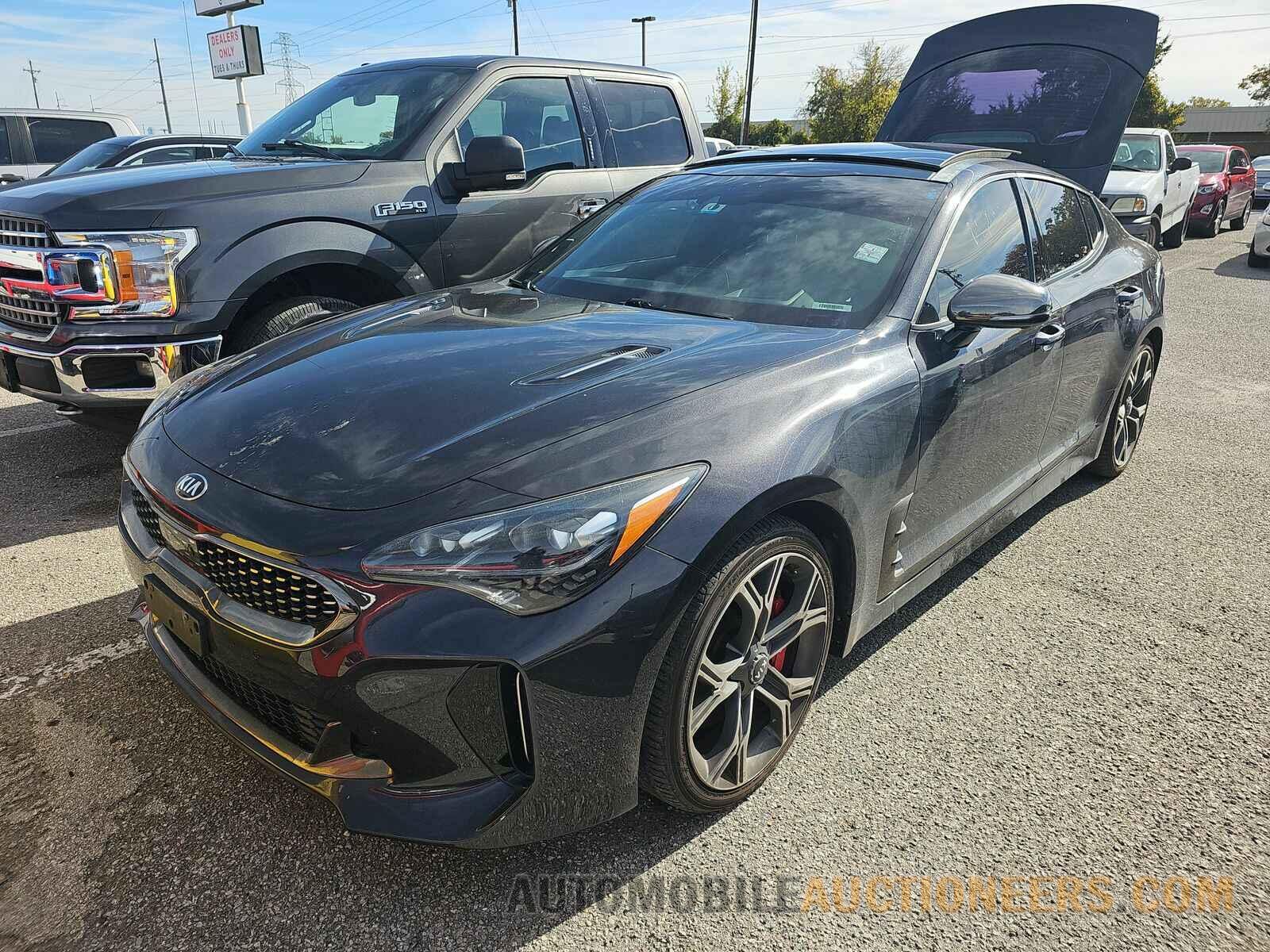 KNAE55LC4K6048687 Kia Stinger 2019