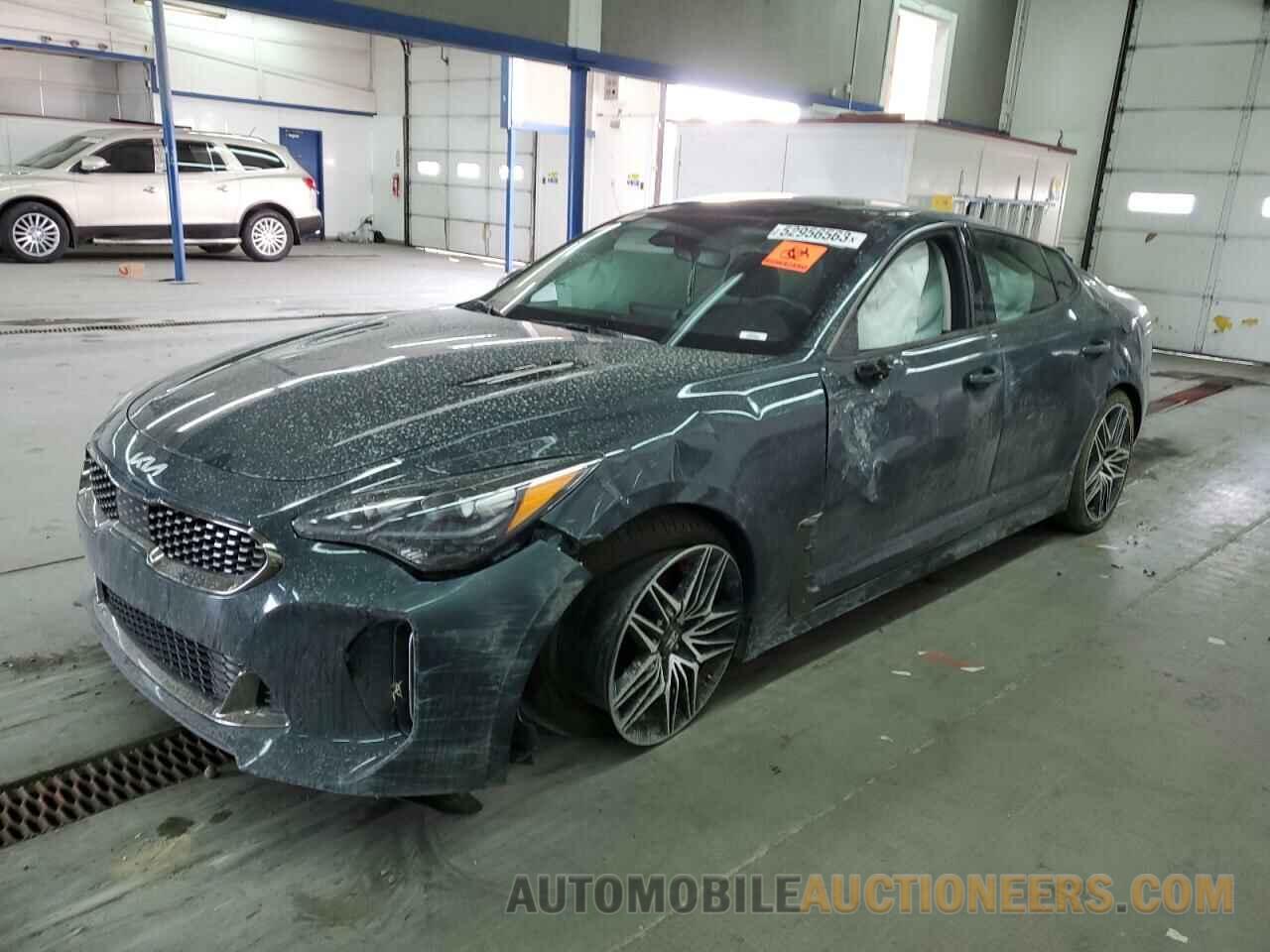 KNAE55LC5N6108450 KIA STINGER 2022