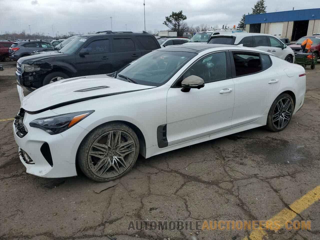 KNAE55LC6N6105010 KIA STINGER 2022