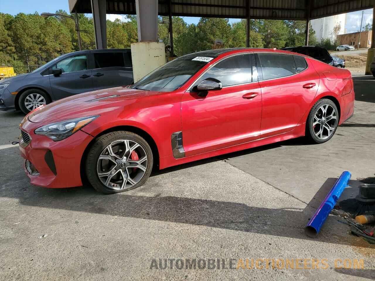 KNAE55LC7J6025399 KIA STINGER 2018