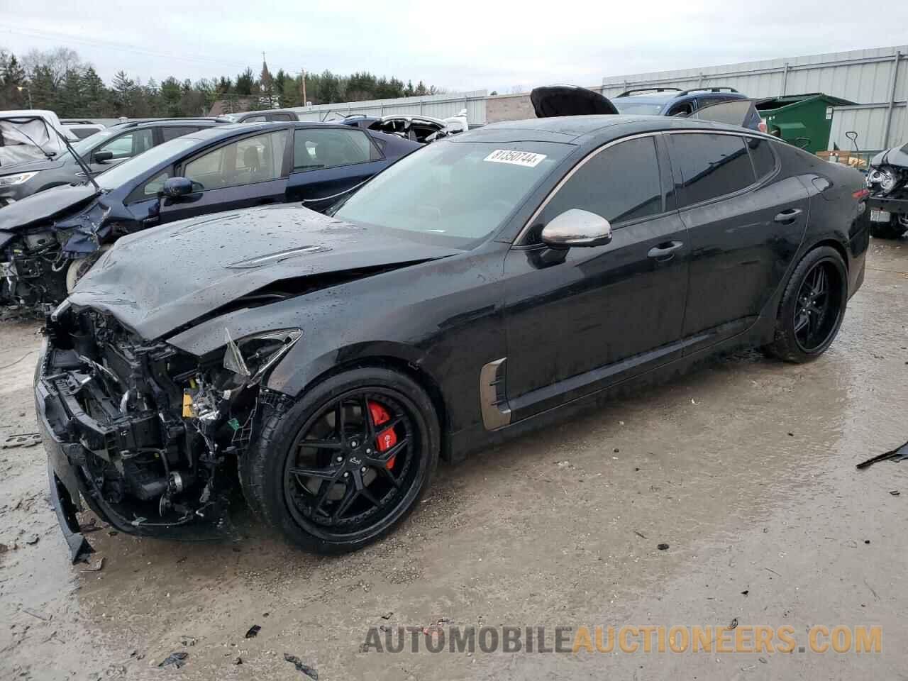 KNAE55LC7J6026763 KIA STINGER 2018