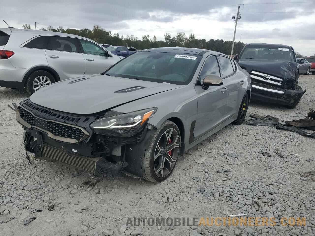 KNAE55LC8K6060115 KIA STINGER 2019