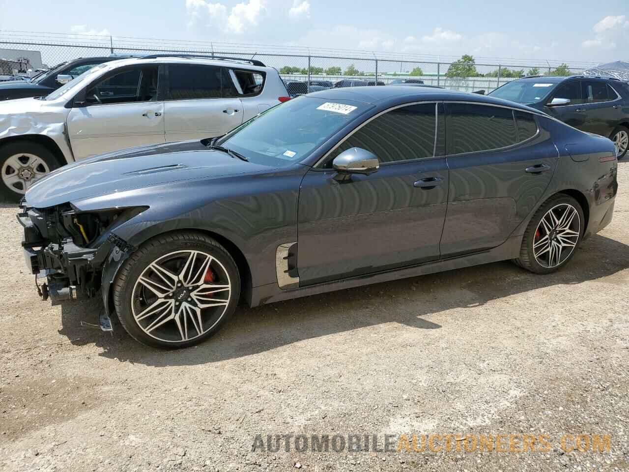 KNAE55LC8P6124404 KIA STINGER 2023