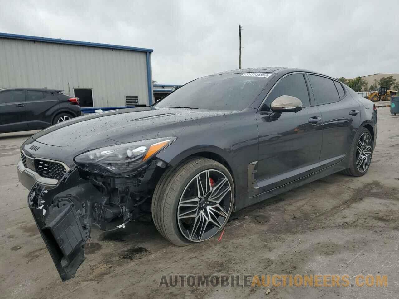 KNAE55LC8P6125570 KIA STINGER 2023