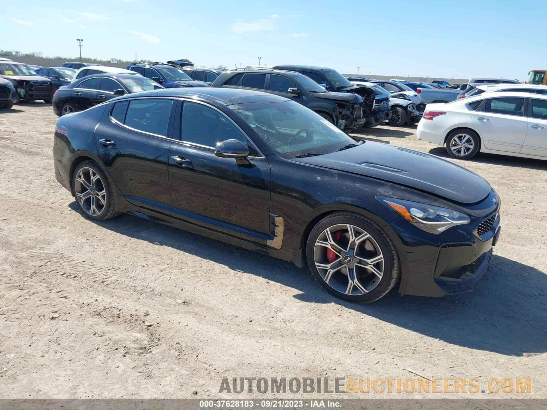 KNAE55LC9K6042870 KIA STINGER 2019