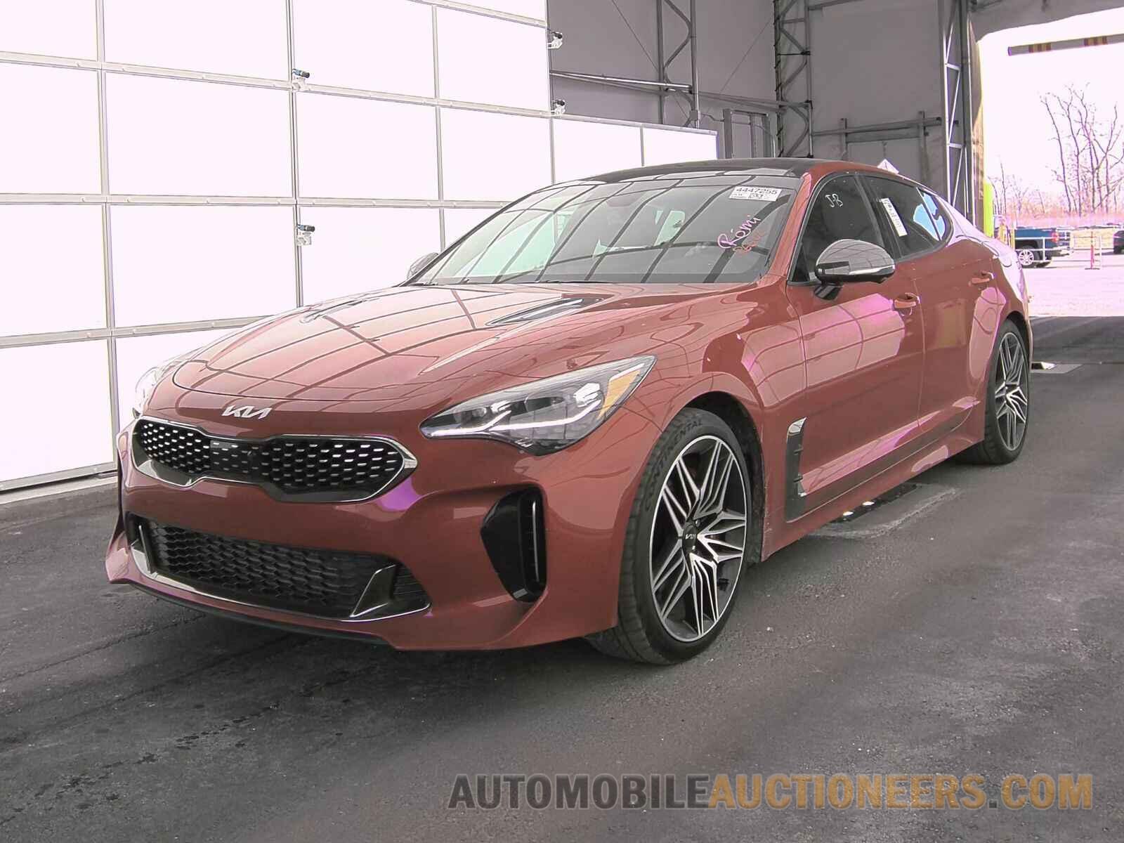 KNAE55LC9N6100304 Kia Stinger 2022