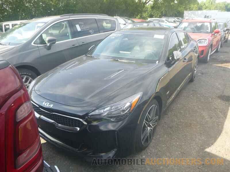 KNAE55LC9N6100657 Kia Stinger 2022