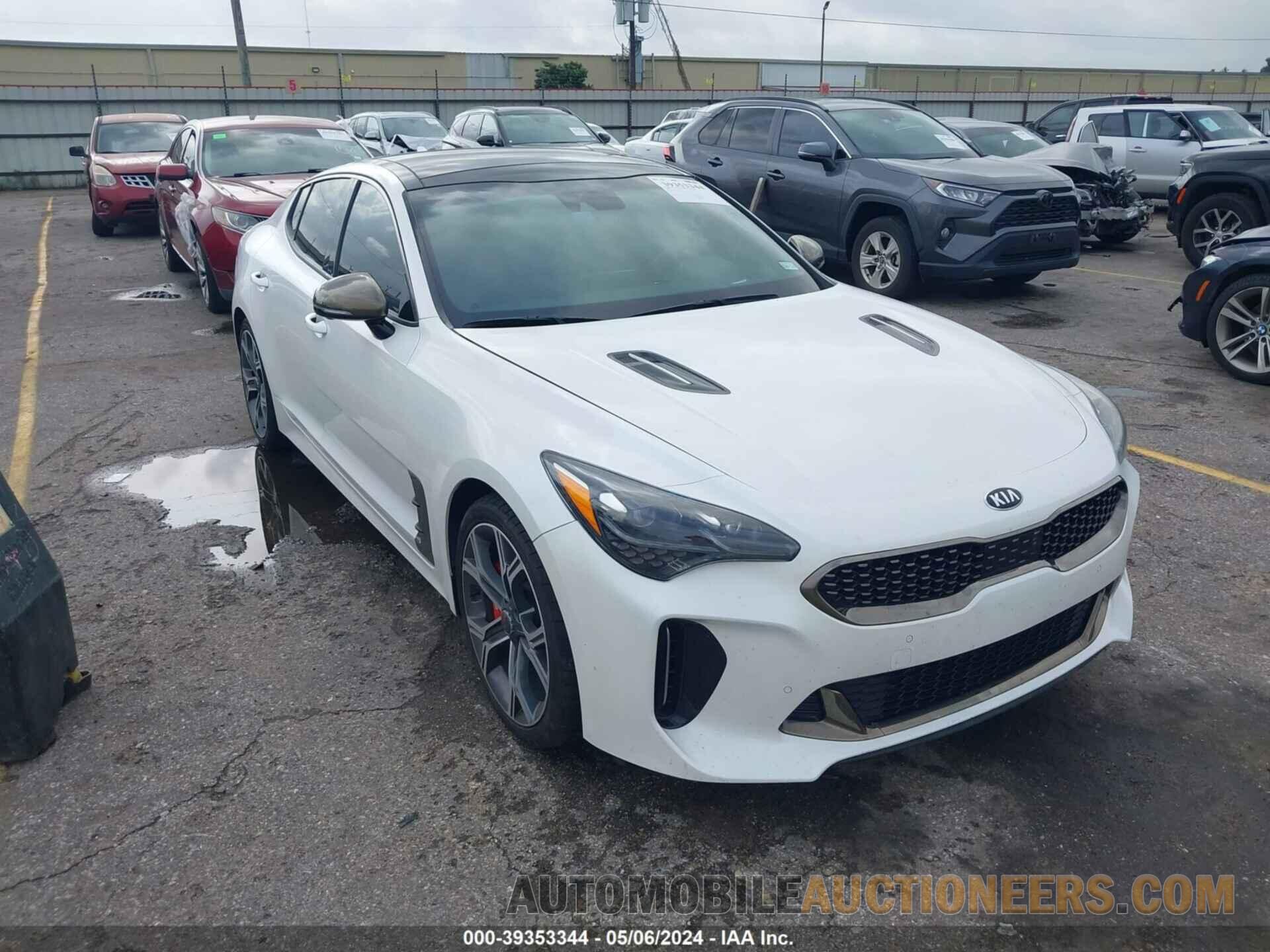 KNAE55LCXL6072543 KIA STINGER 2020