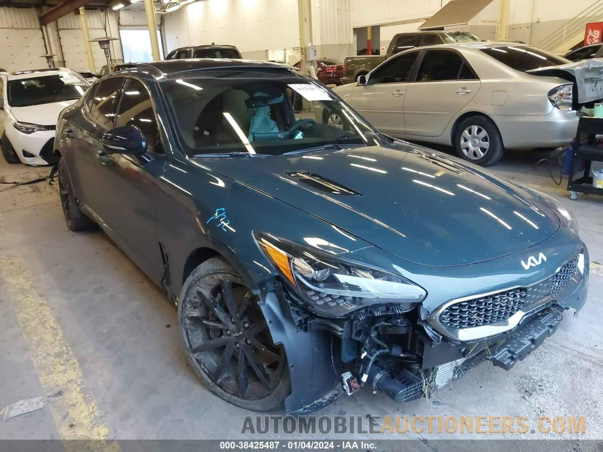 KNAE55LCXP6136571 KIA STINGER 2023