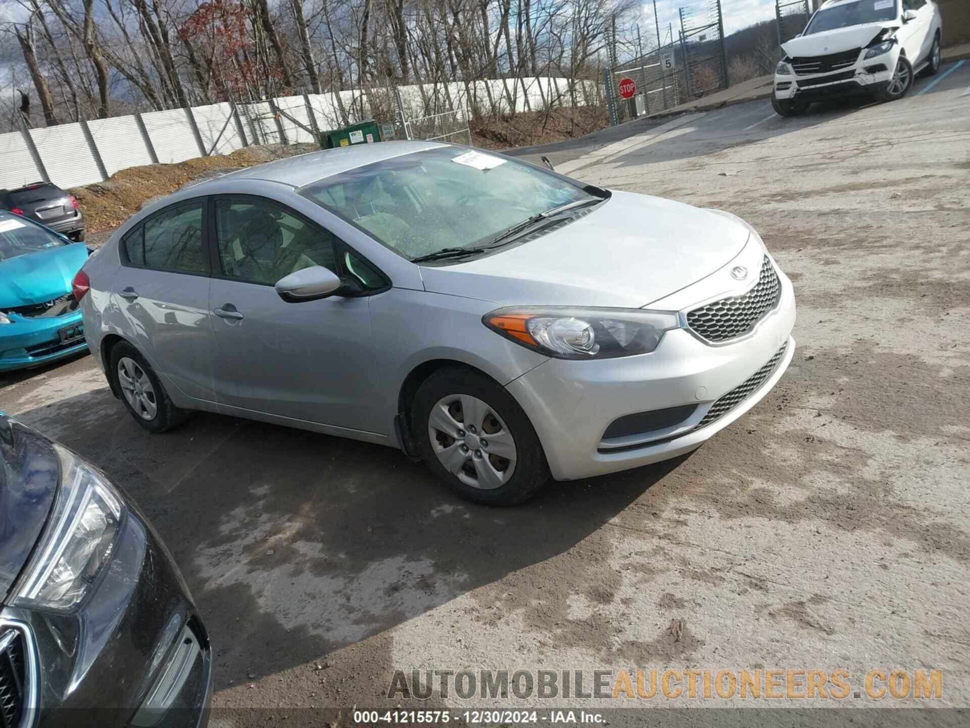 KNAFK4A60G5503973 KIA FORTE 2016