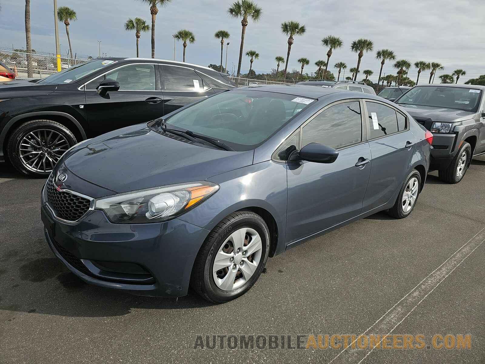 KNAFK4A60G5568810 Kia Forte LX 2016