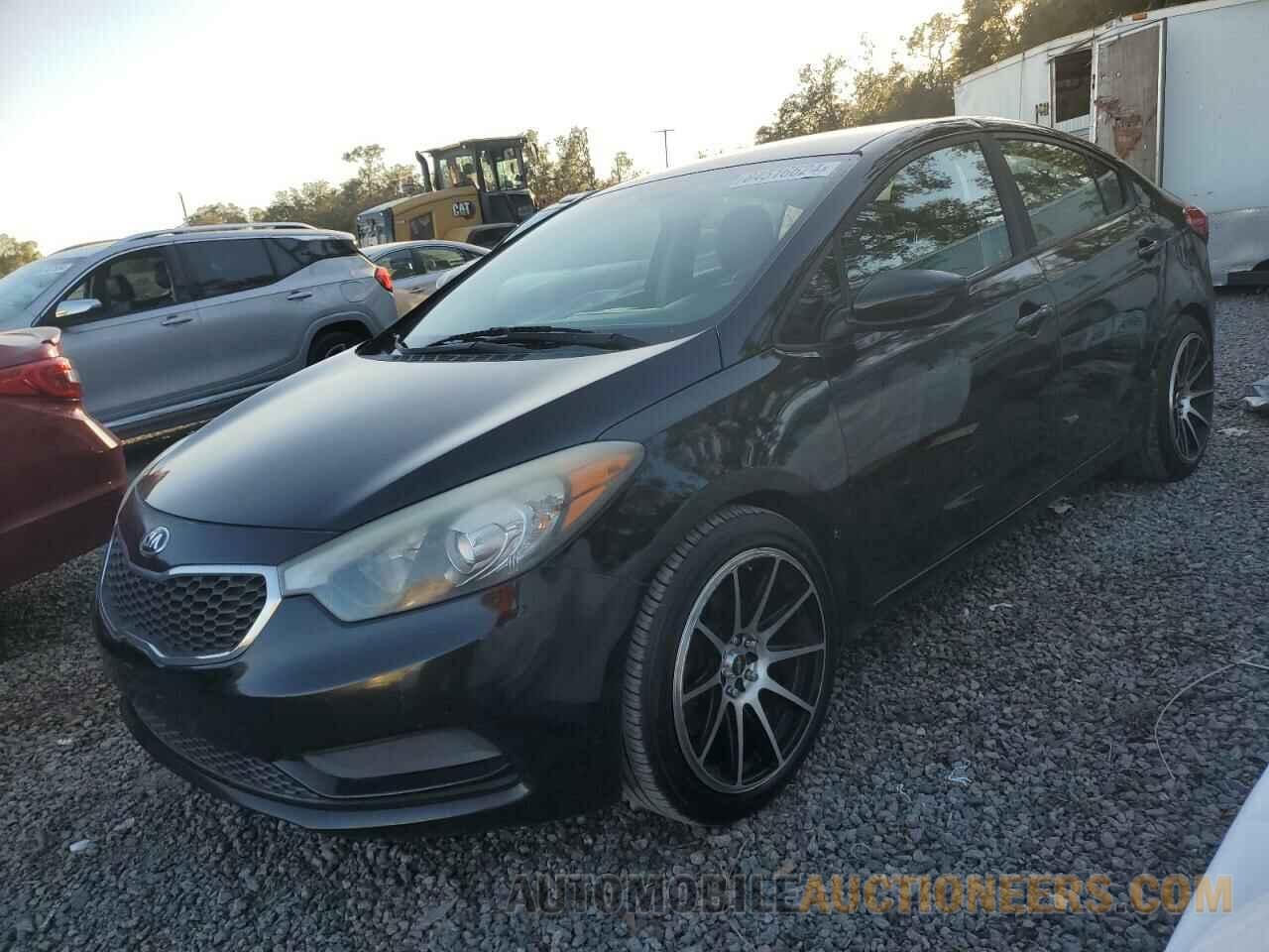 KNAFK4A60G5576132 KIA FORTE 2016