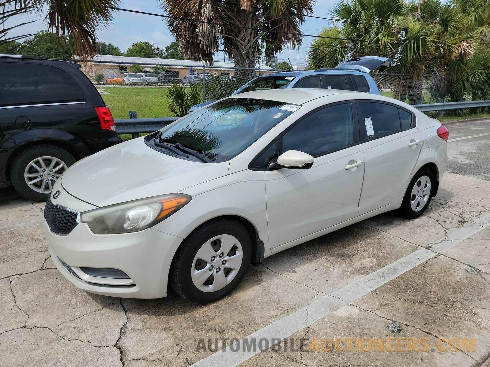 KNAFK4A61F5272726 Kia Forte 2015