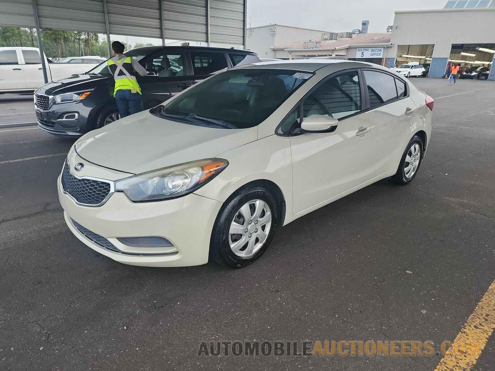 KNAFK4A61F5370932 Kia Forte 2015