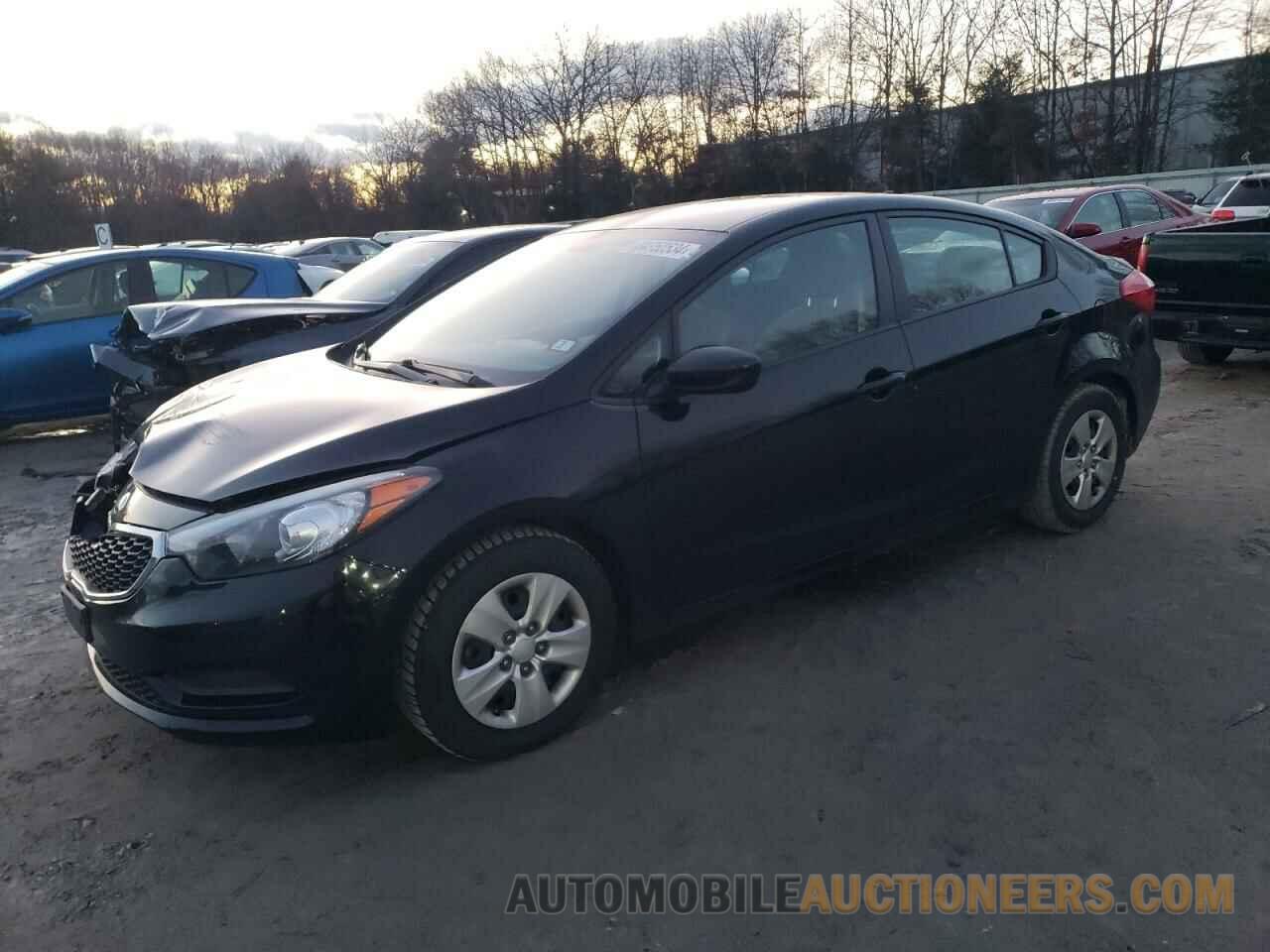 KNAFK4A61F5437044 KIA FORTE 2015