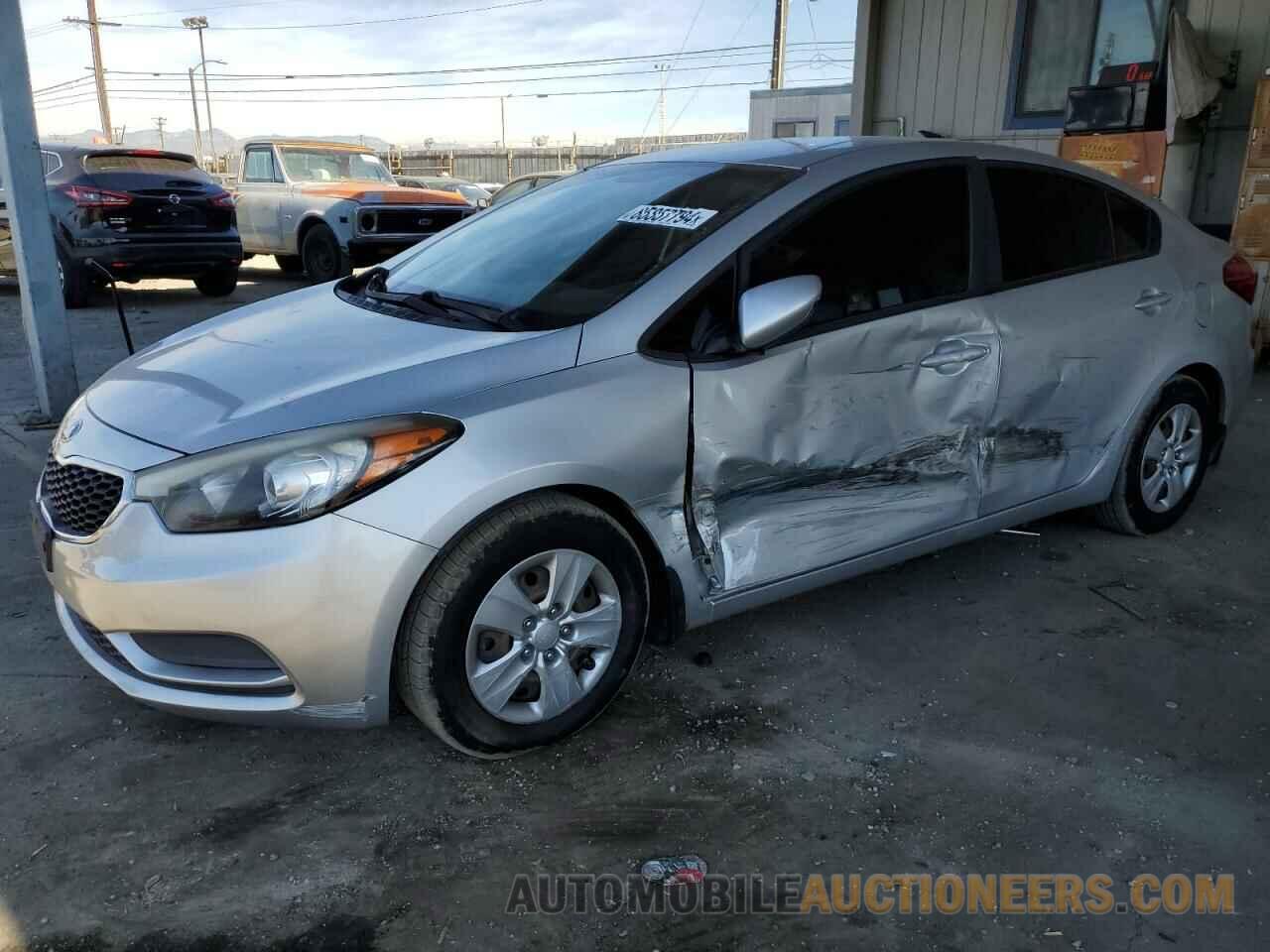 KNAFK4A61G5573840 KIA FORTE 2016