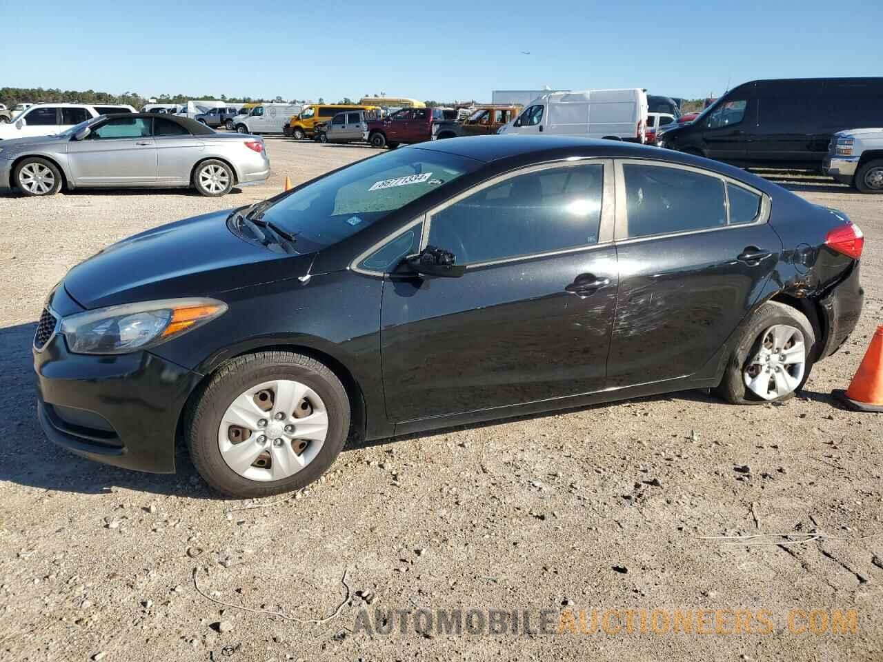 KNAFK4A61G5586619 KIA FORTE 2016