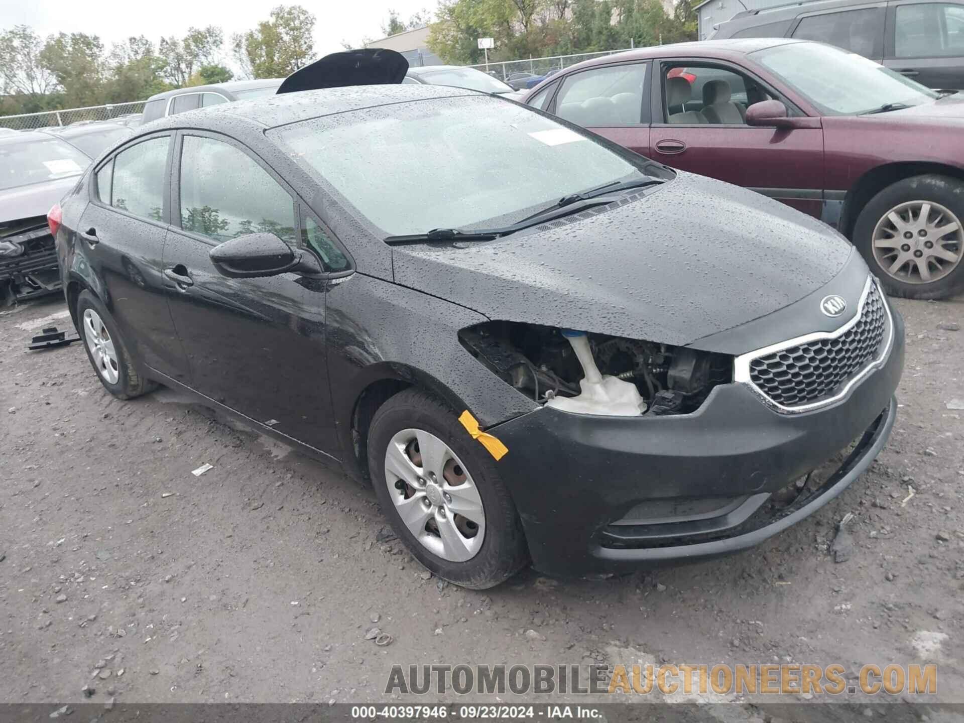 KNAFK4A61G5609381 KIA FORTE 2016