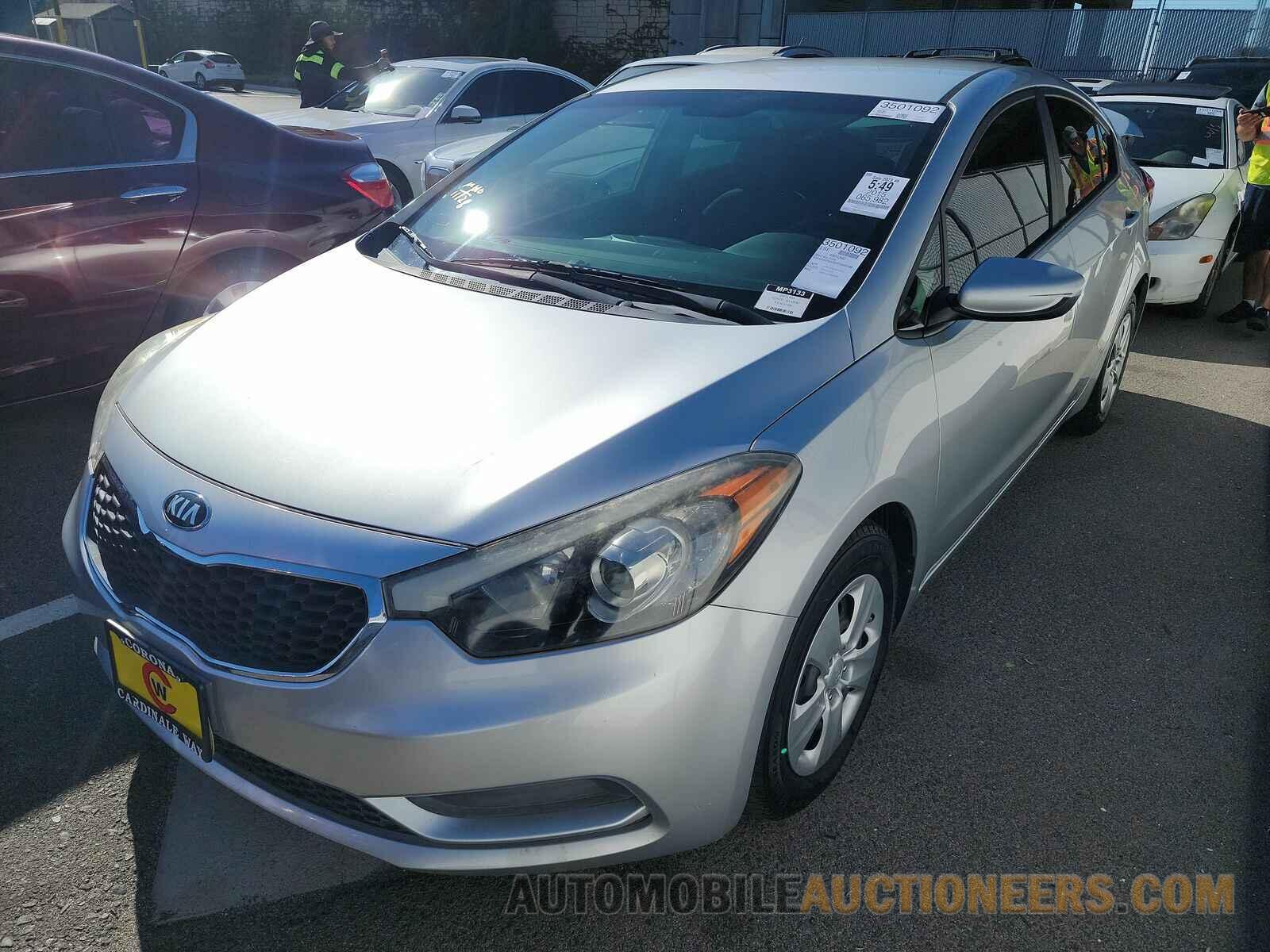 KNAFK4A62F5303188 Kia Forte LX 2015