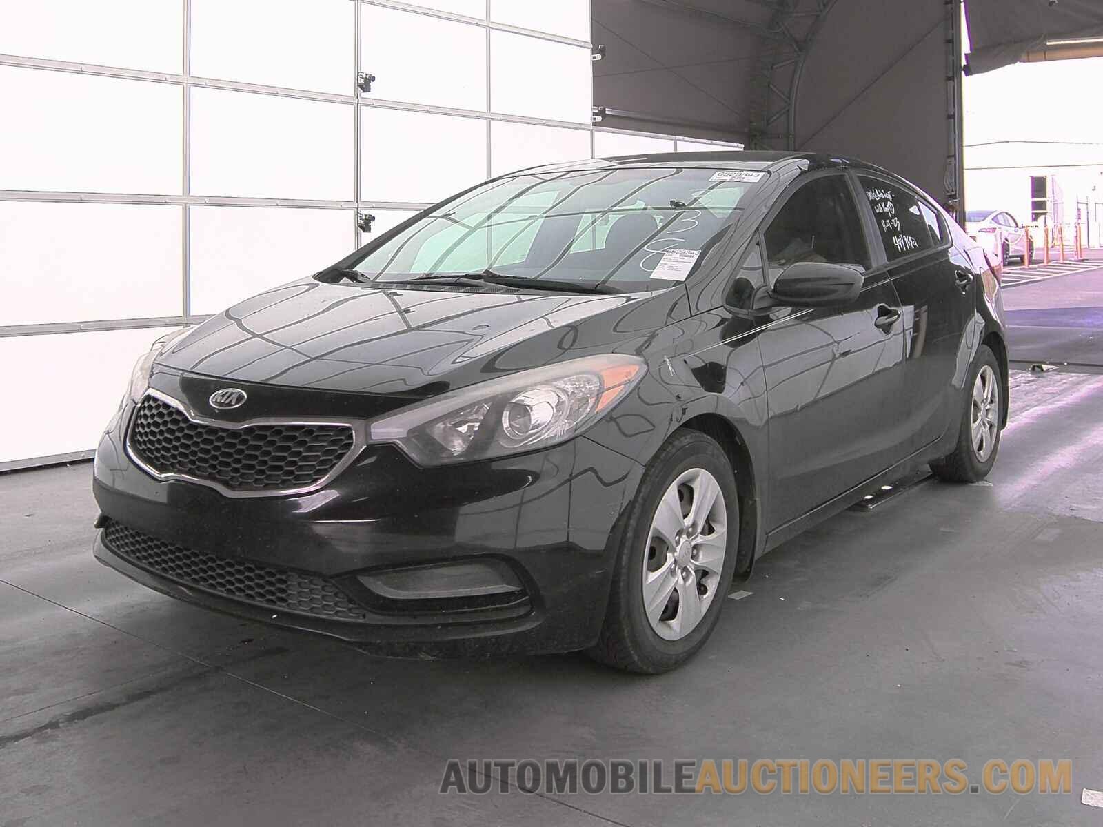 KNAFK4A63F5364338 Kia Forte LX 2015