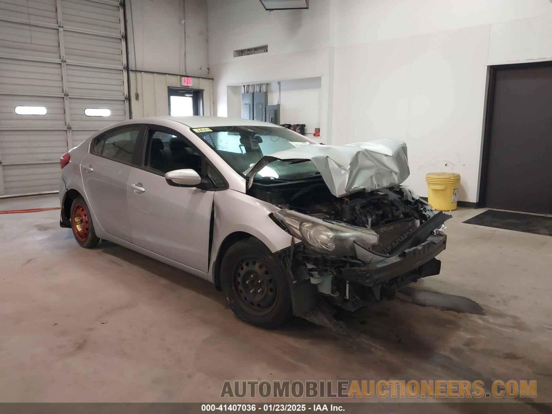 KNAFK4A64F5428595 KIA FORTE 2015