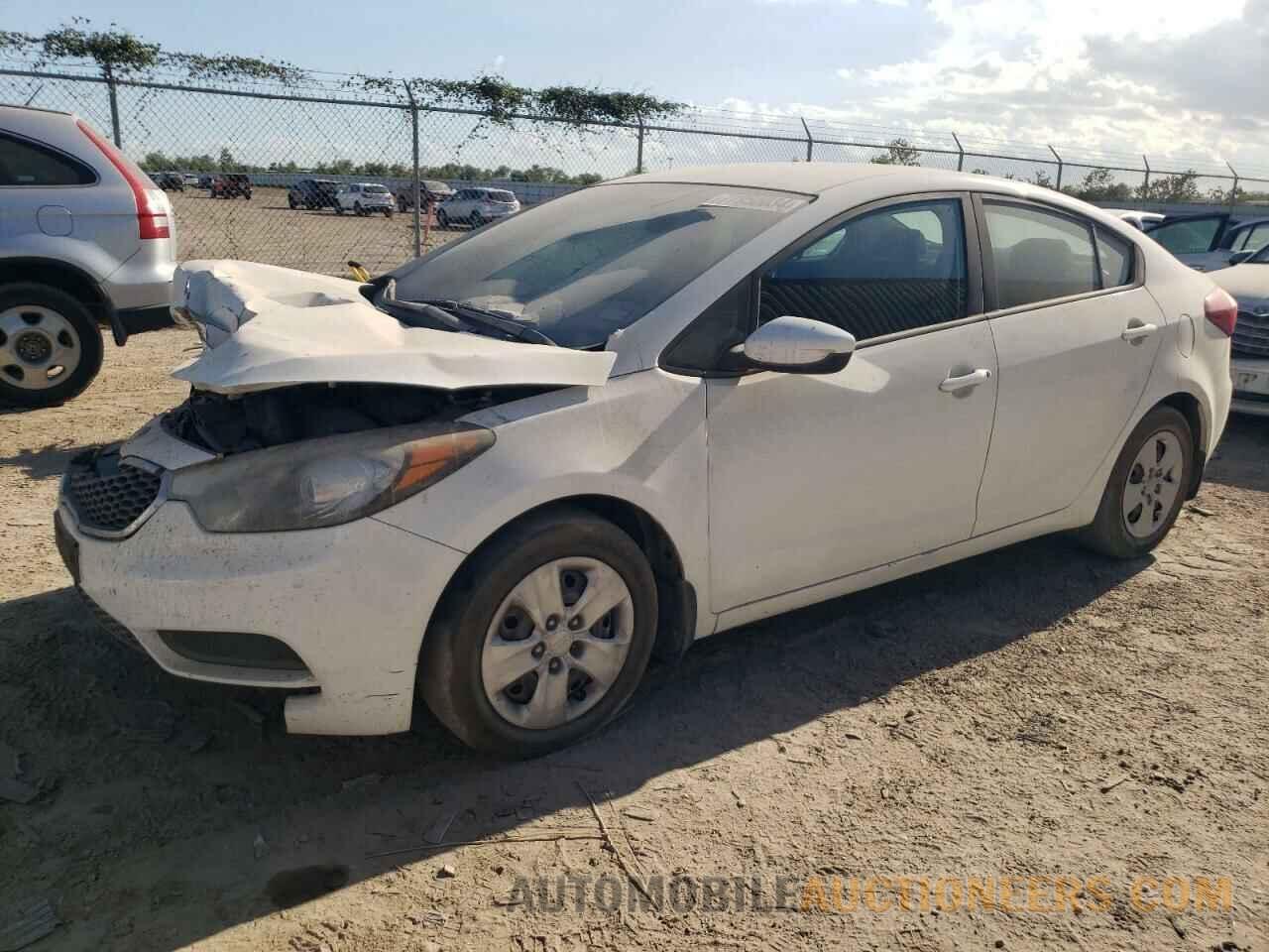 KNAFK4A64G5607852 KIA FORTE 2016