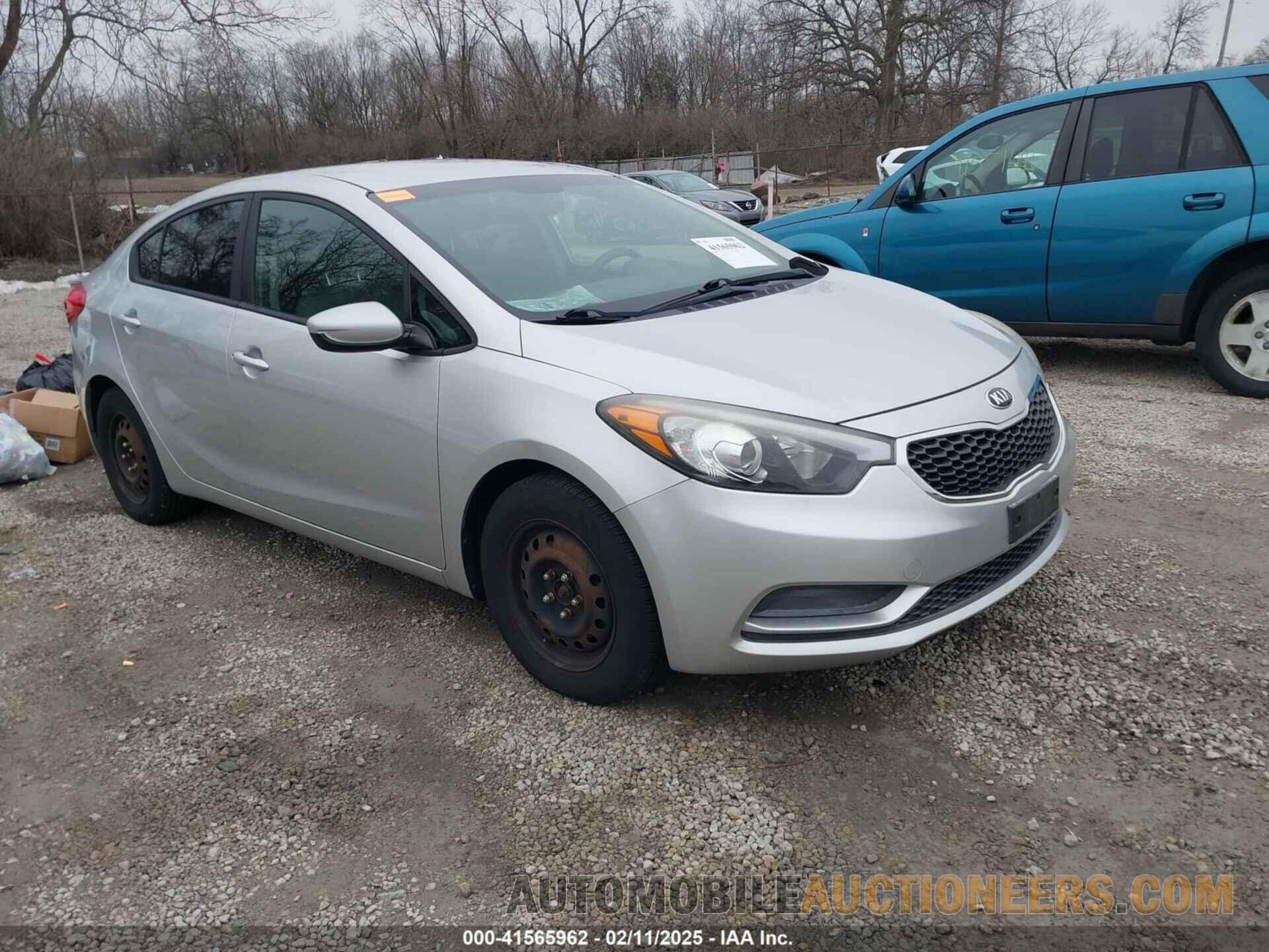 KNAFK4A65F5290551 KIA FORTE 2015