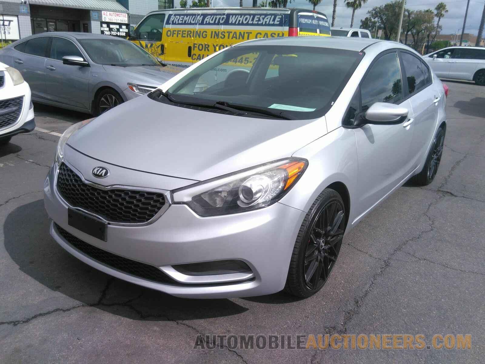 KNAFK4A65G5482652 Kia Forte 2016