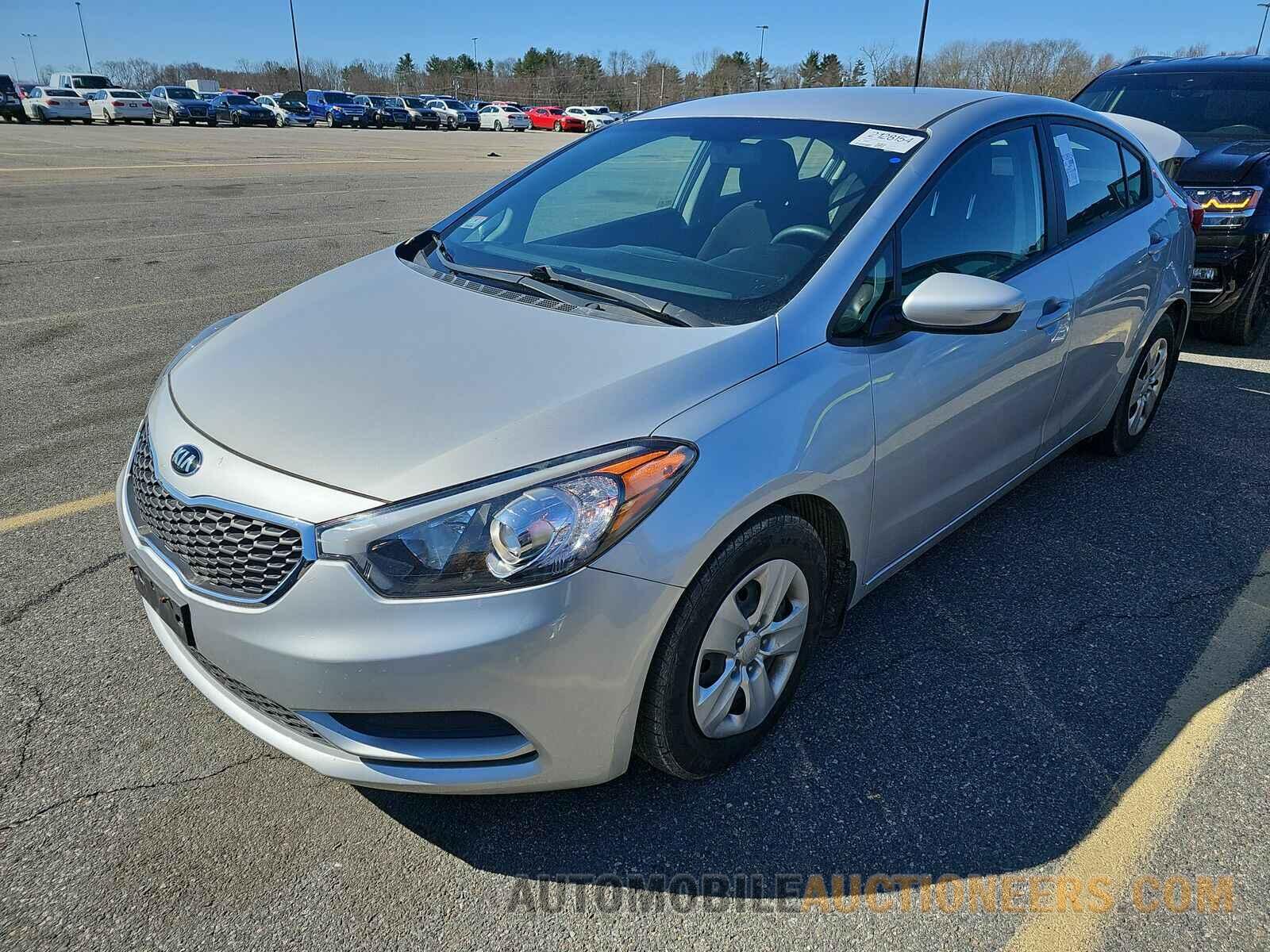 KNAFK4A65G5618505 Kia Forte LX 2016