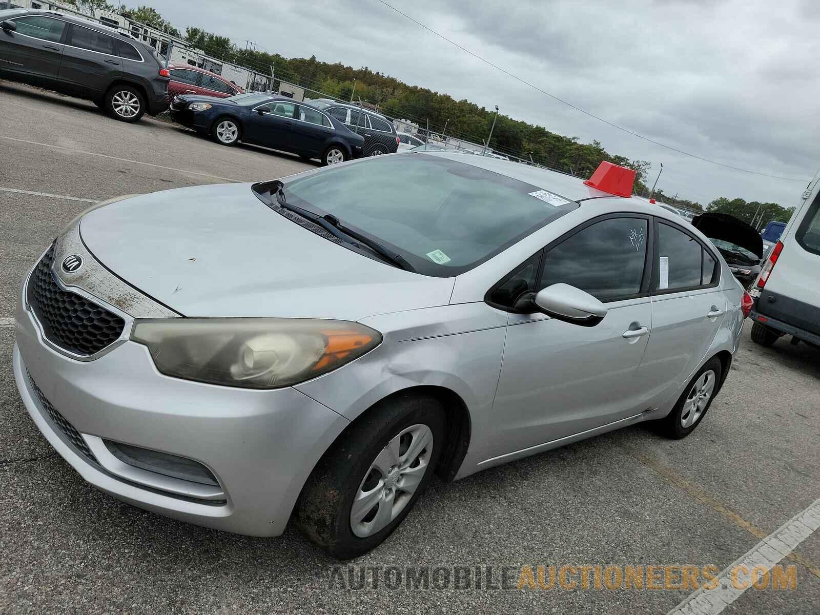 KNAFK4A66F5257669 Kia Forte 2015