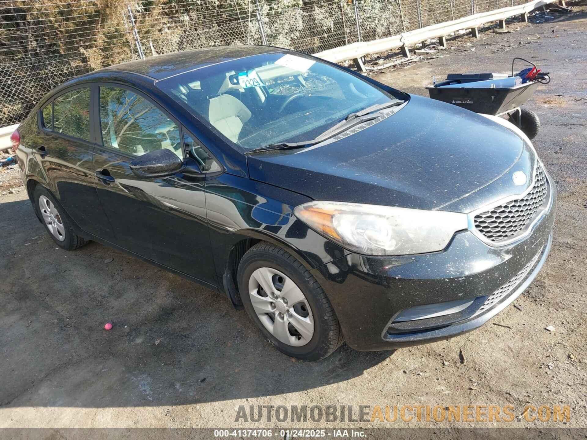 KNAFK4A66F5269515 KIA FORTE 2015