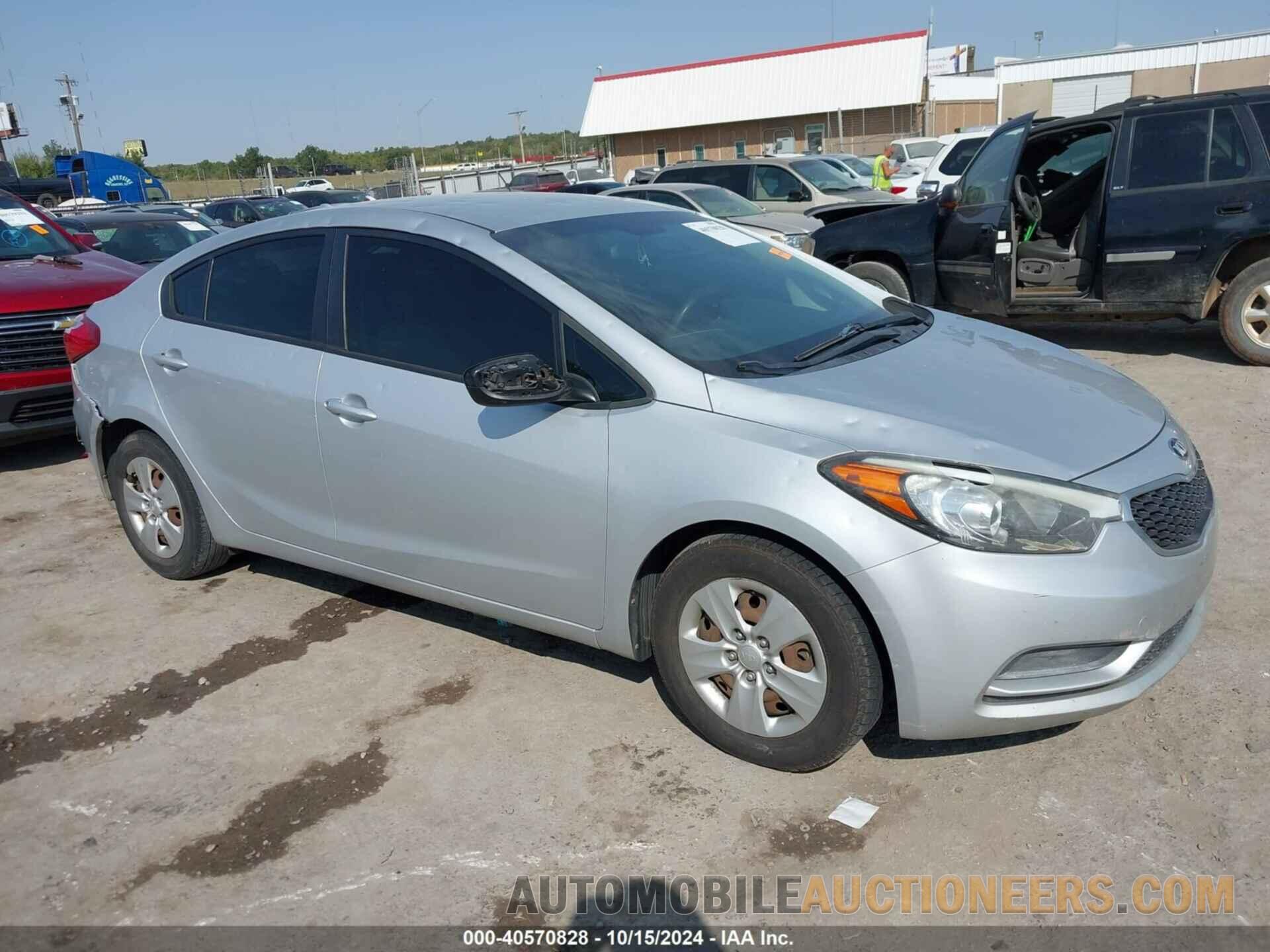 KNAFK4A66F5361823 KIA FORTE 2015