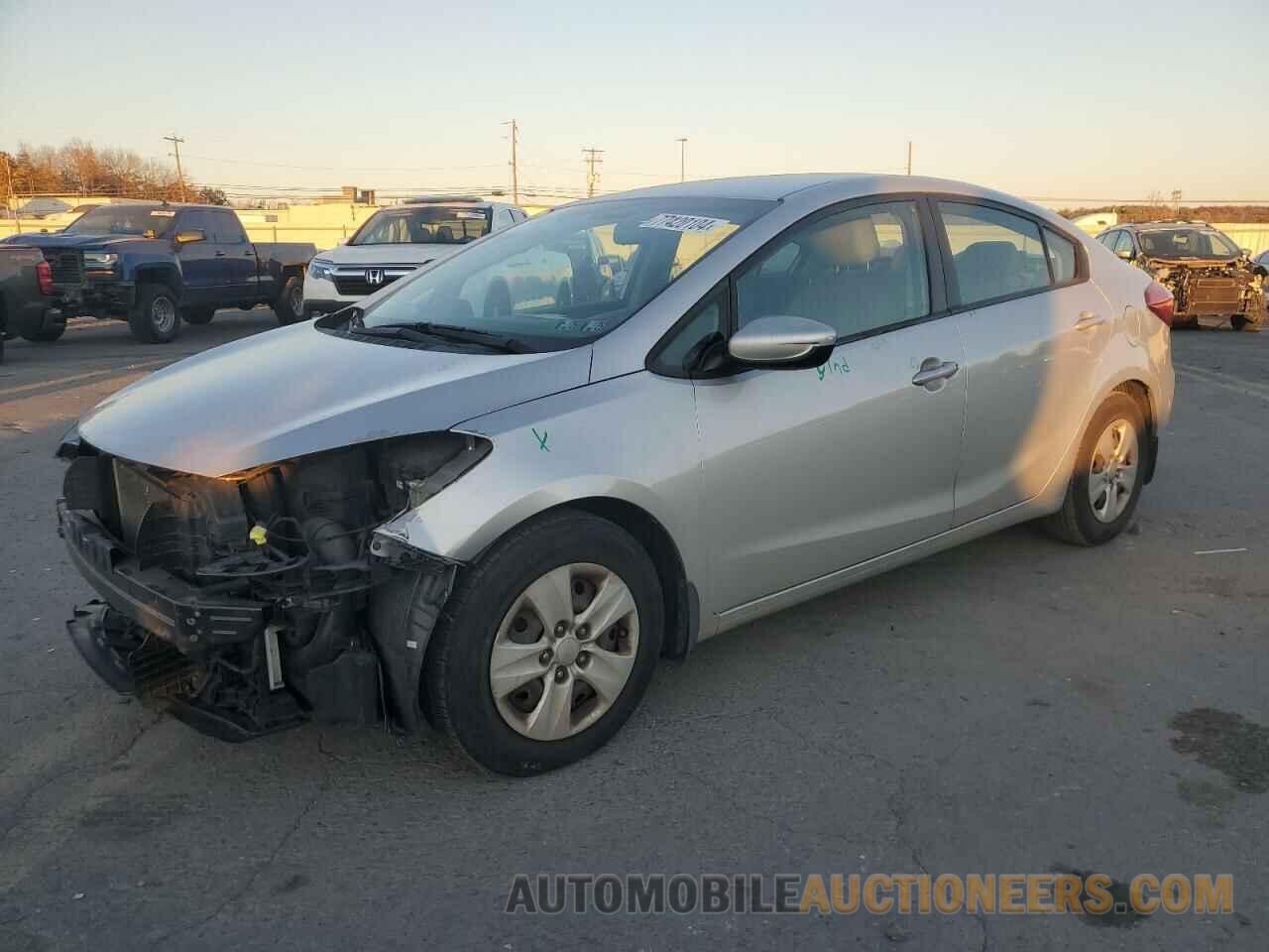 KNAFK4A66F5394062 KIA FORTE 2015