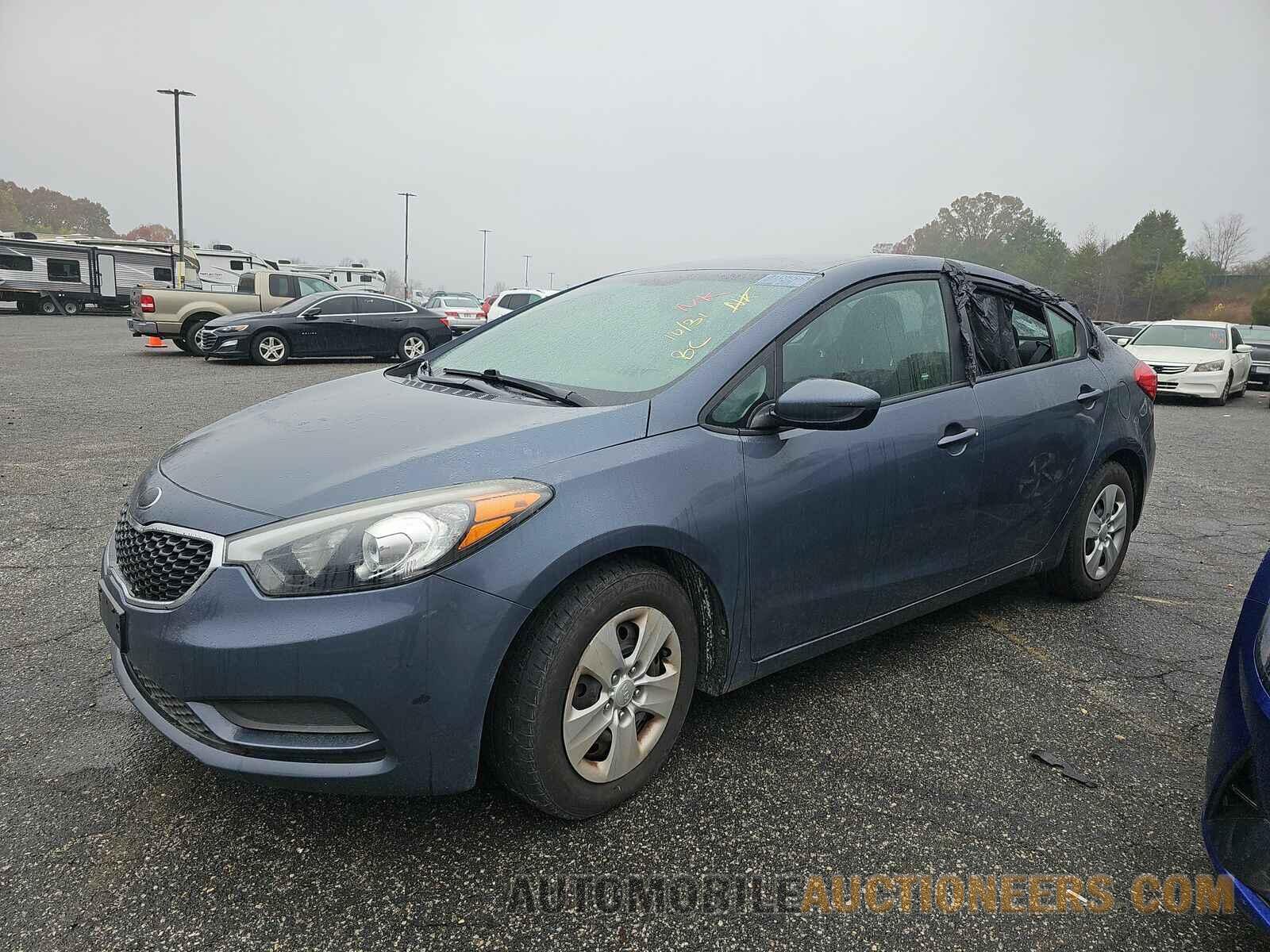 KNAFK4A66G5571131 Kia Forte LX 2016