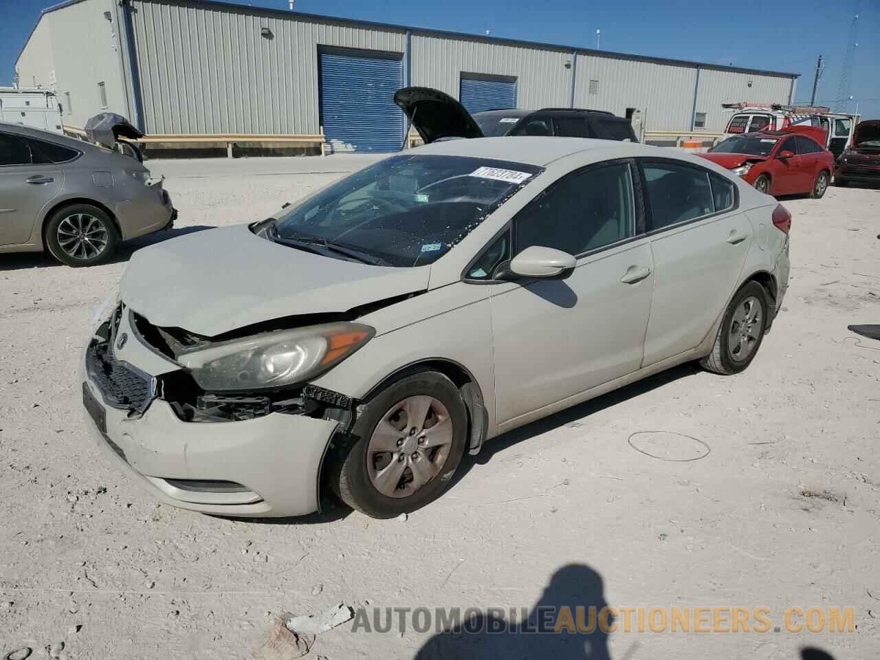 KNAFK4A67F5372670 KIA FORTE 2015