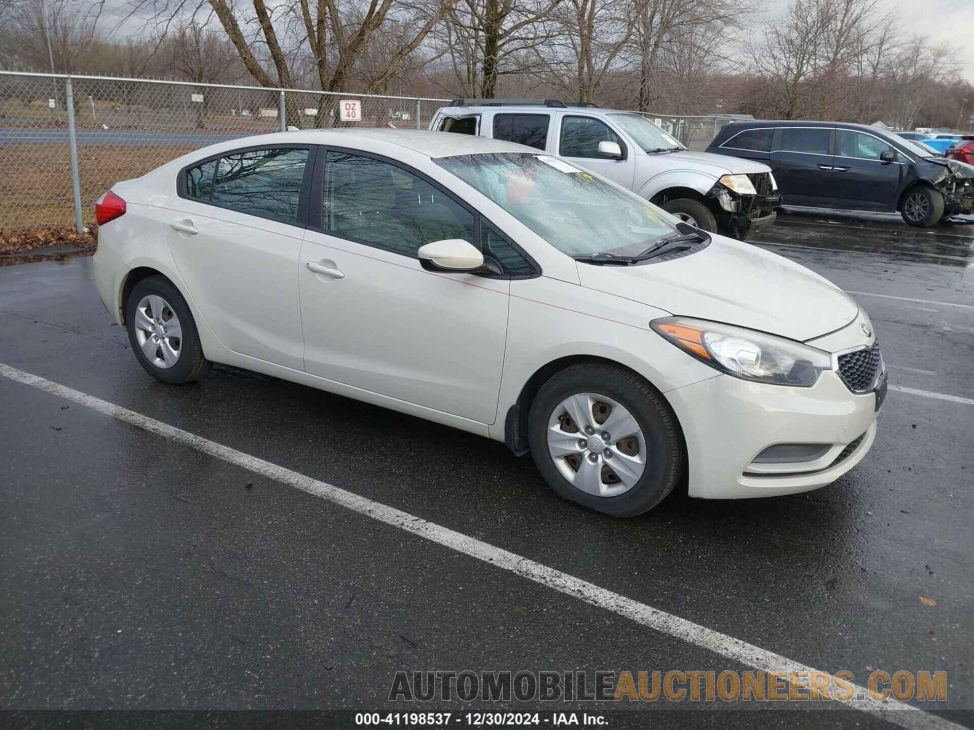 KNAFK4A67F5374838 KIA FORTE 2015