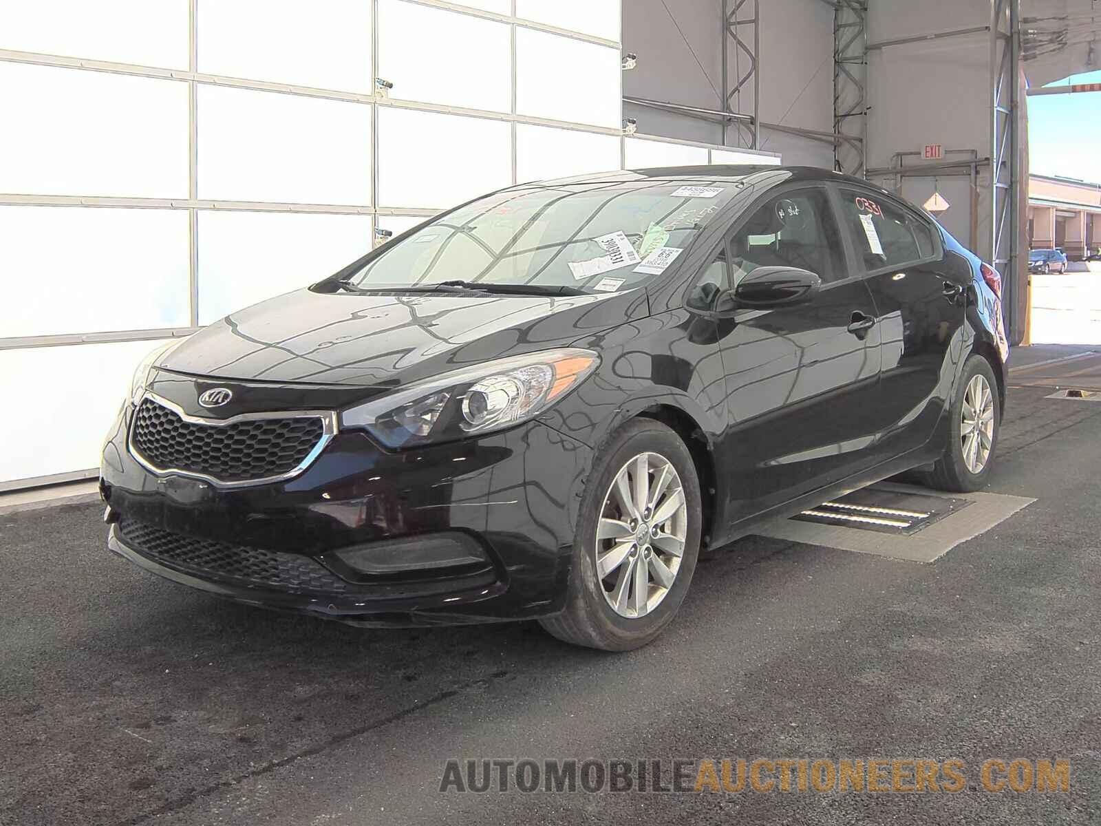 KNAFK4A67G5532516 Kia Forte LX 2016