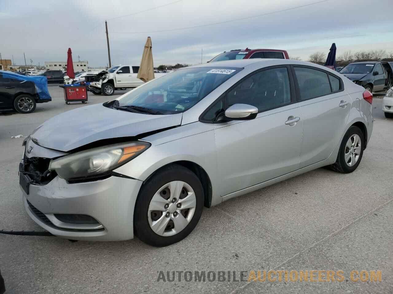 KNAFK4A67G5559991 KIA FORTE 2016