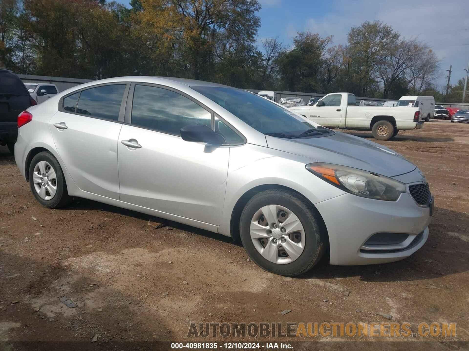 KNAFK4A67G5561692 KIA FORTE 2016