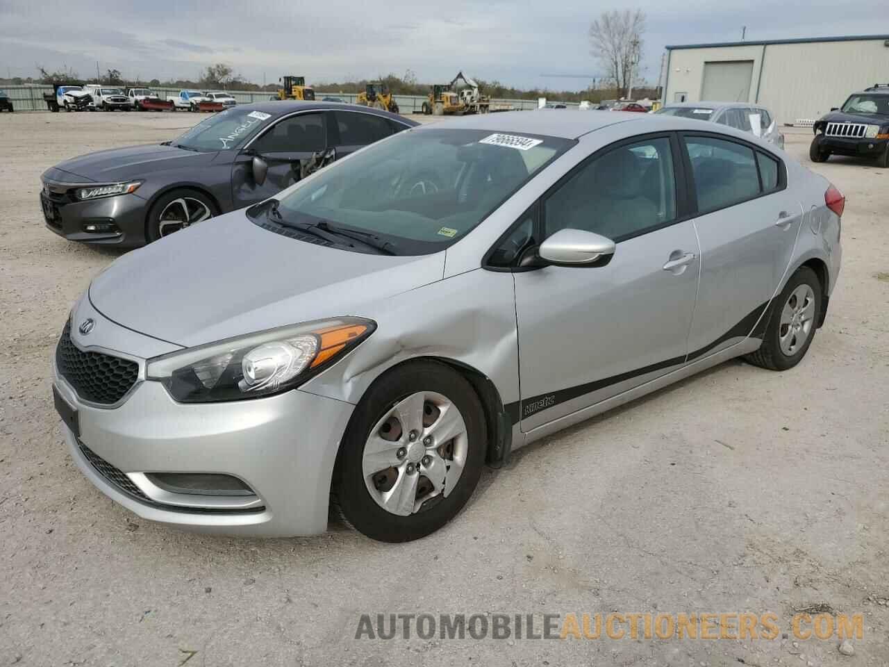 KNAFK4A68F5428566 KIA FORTE 2015