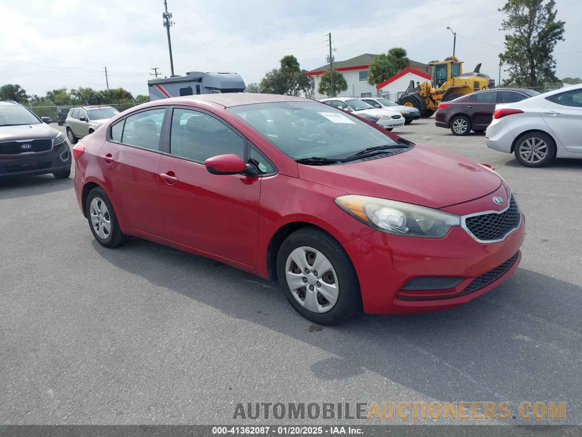 KNAFK4A68G5487652 KIA FORTE 2016