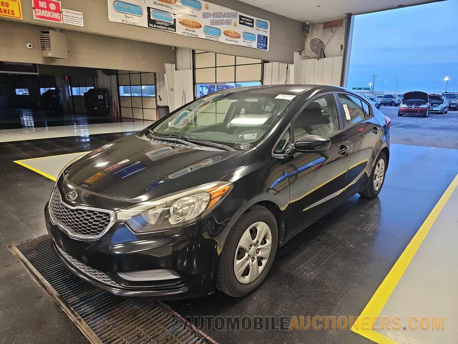 KNAFK4A6XF5306291 Kia Forte LX 2015