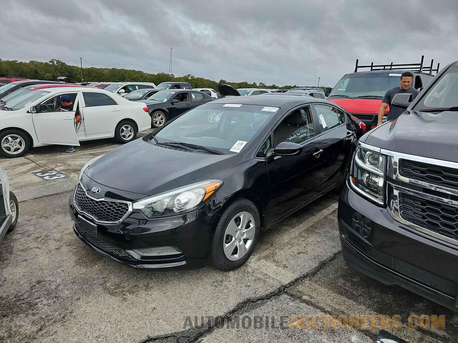 KNAFK4A6XF5432330 Kia Forte LX 2015